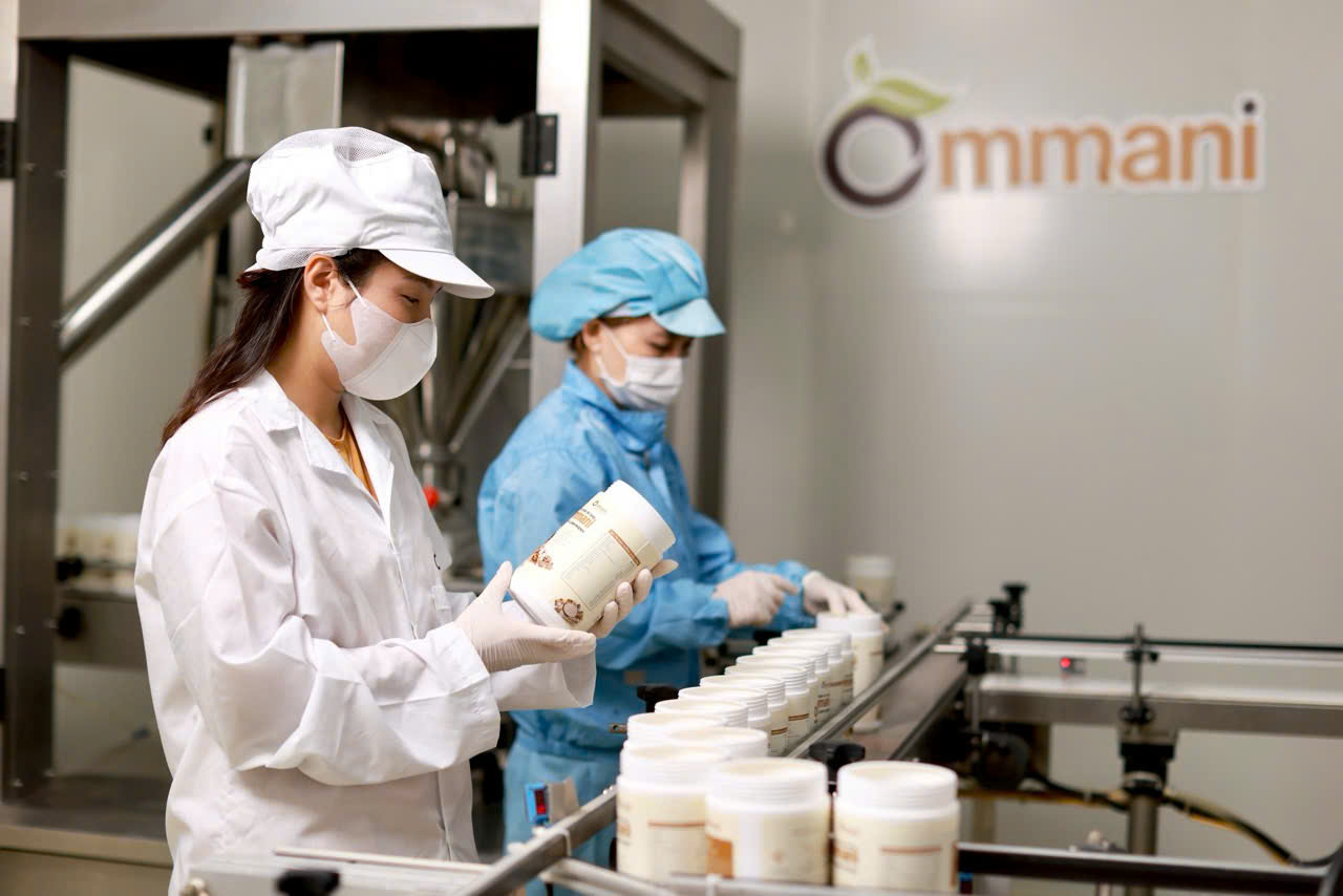 Gia công sữa hạt Ommani điện thoại